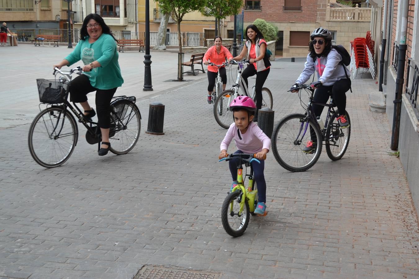 Bicicletada en Baños del Río Tobía
