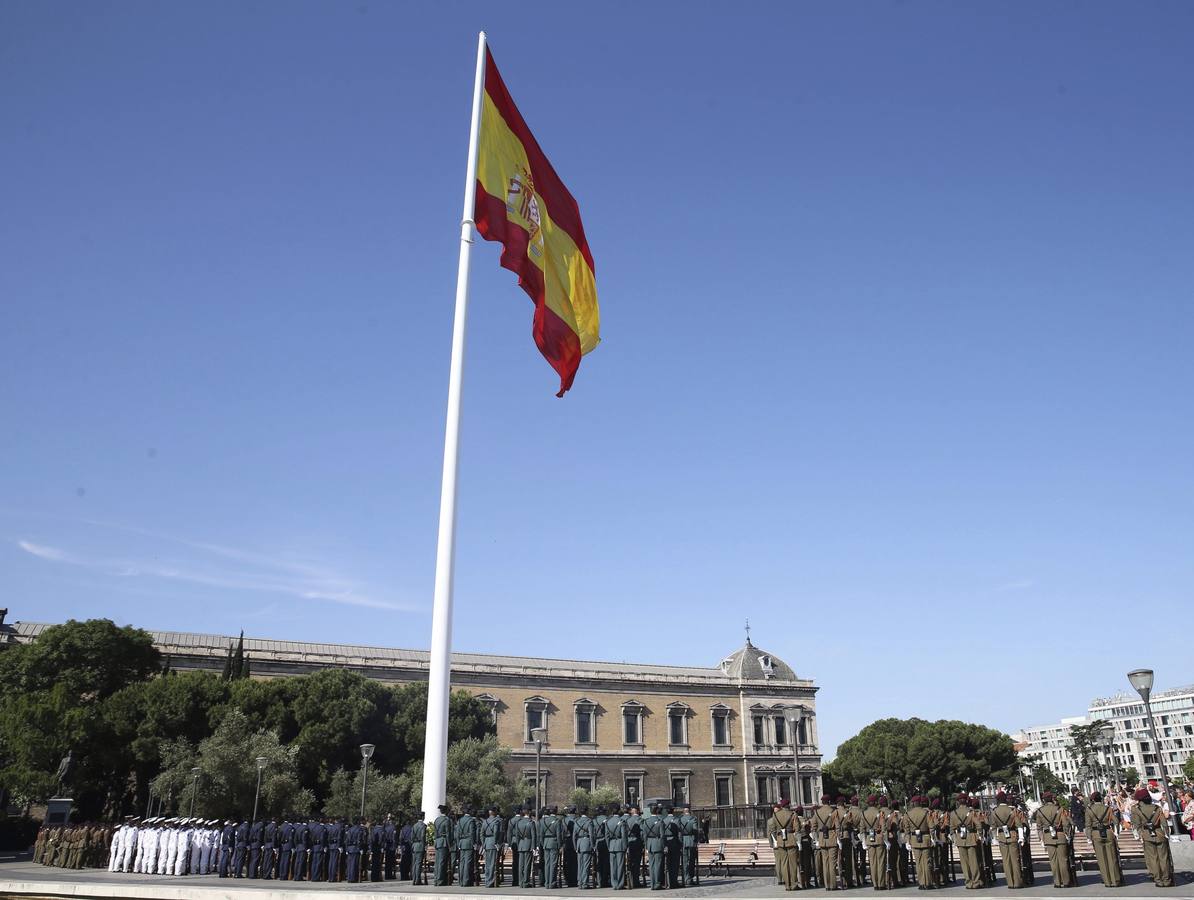 Los Reyes presiden el acto central del Día de las Fuerzas Armadas