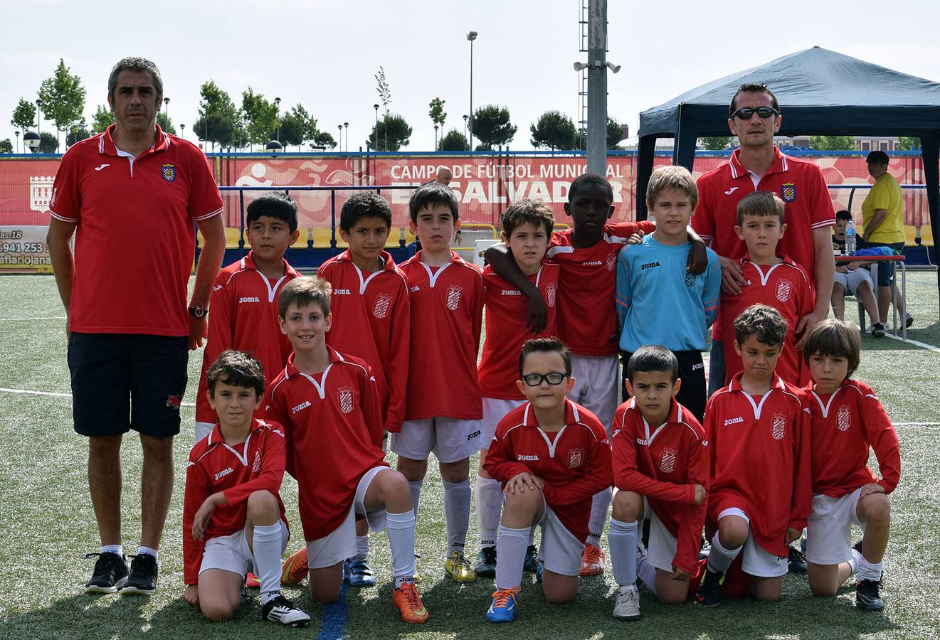 Primera jornada en El Salvador del Torneo de fútbol 8 del Yagüe