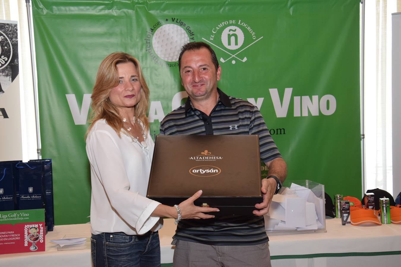 Torneo de Patrocinadores de la Liga Golf y Vino: Los premios (II)