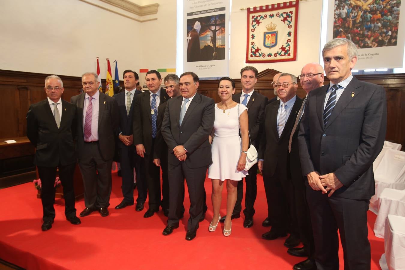 La llegada, el ambiente y las fotos de antes y de después de la entrega de las Medallas de La Rioja (I)