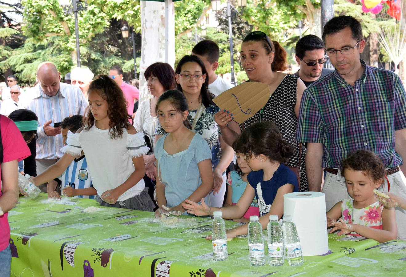 Festival floclórico infantil en El Espolón