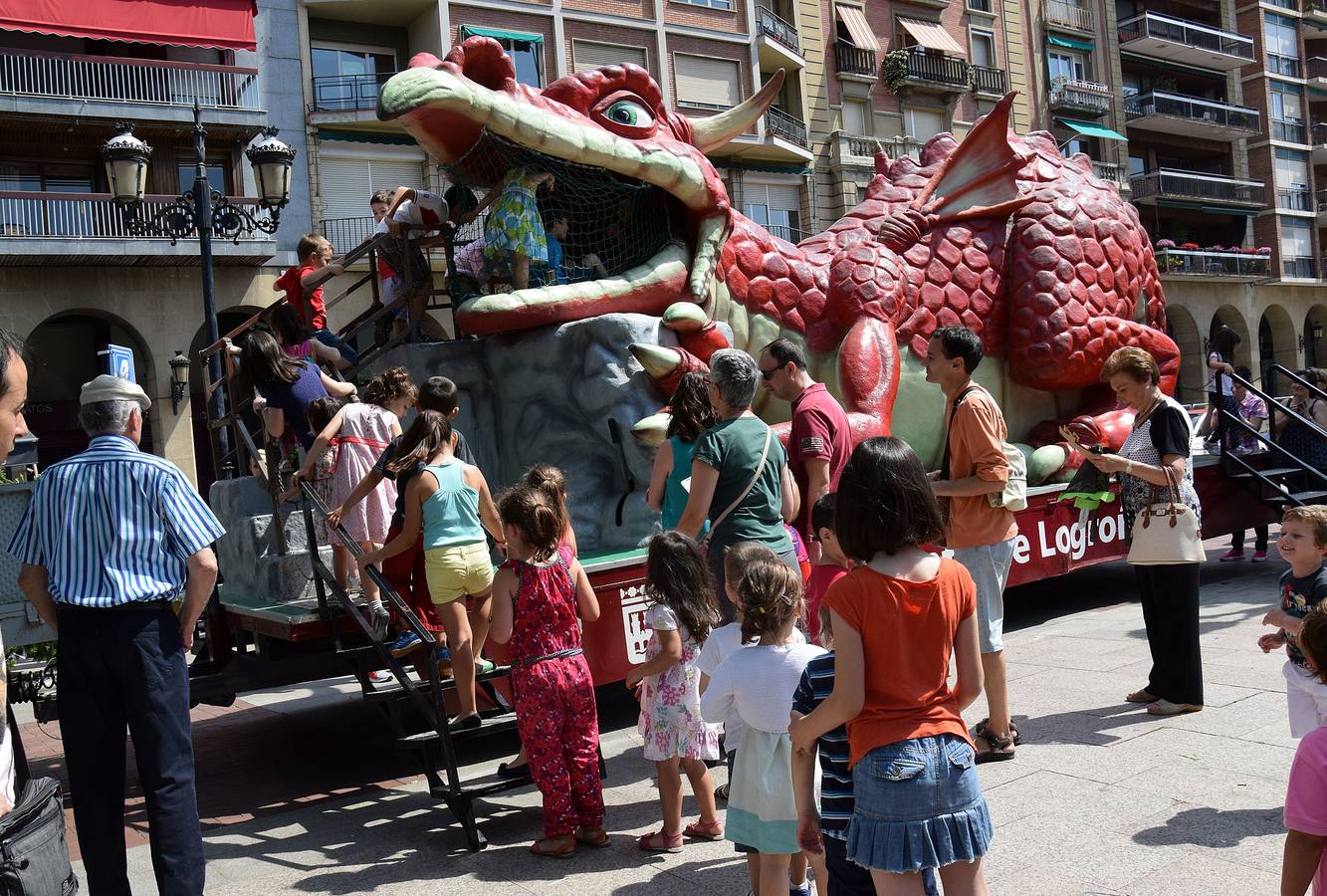 Festival floclórico infantil en El Espolón