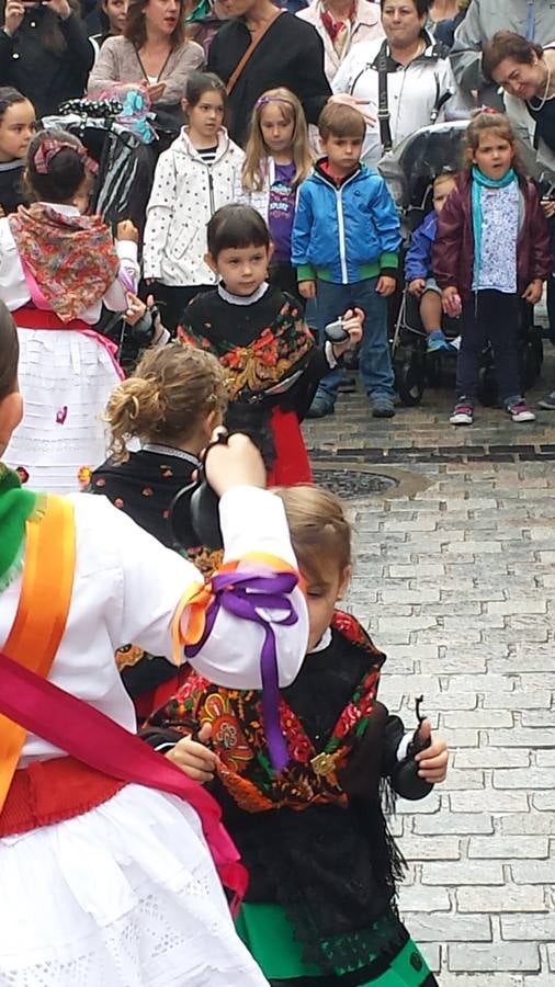 Danzas en Bretón por San Bernabé