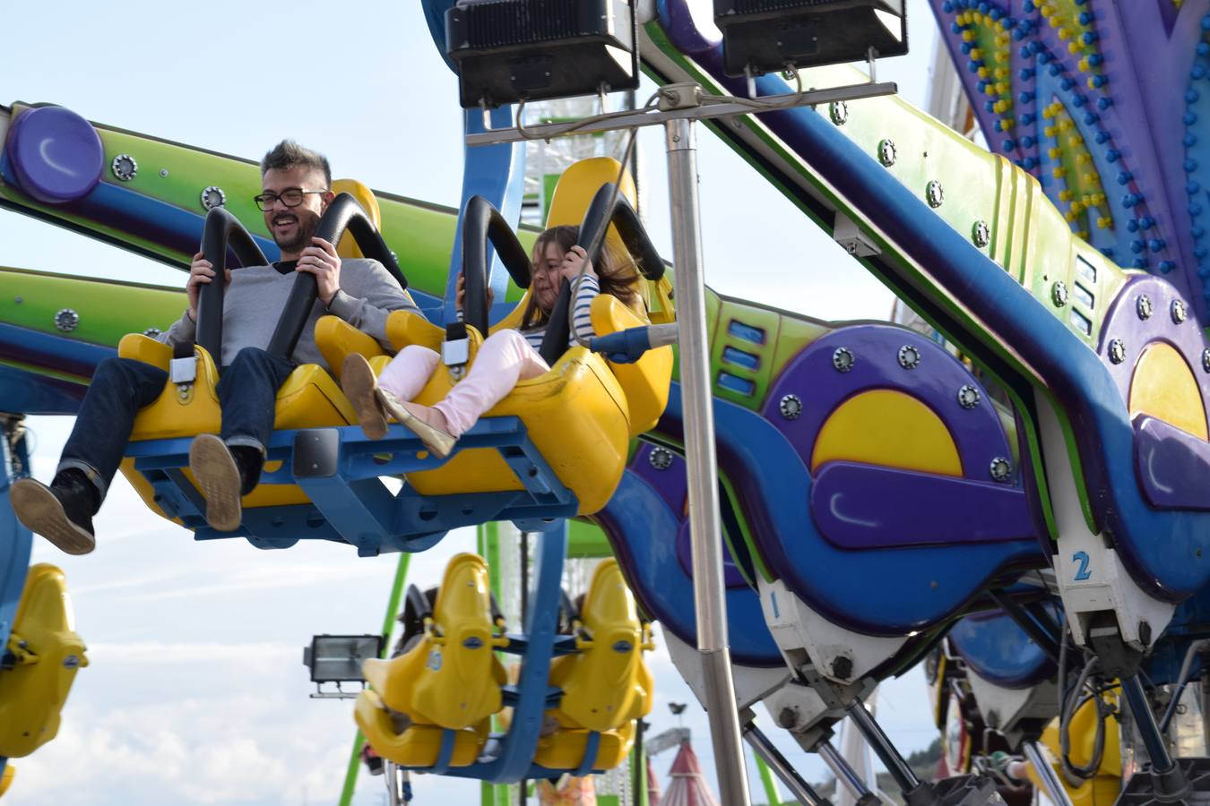 Risas y adrenalina en las barracas