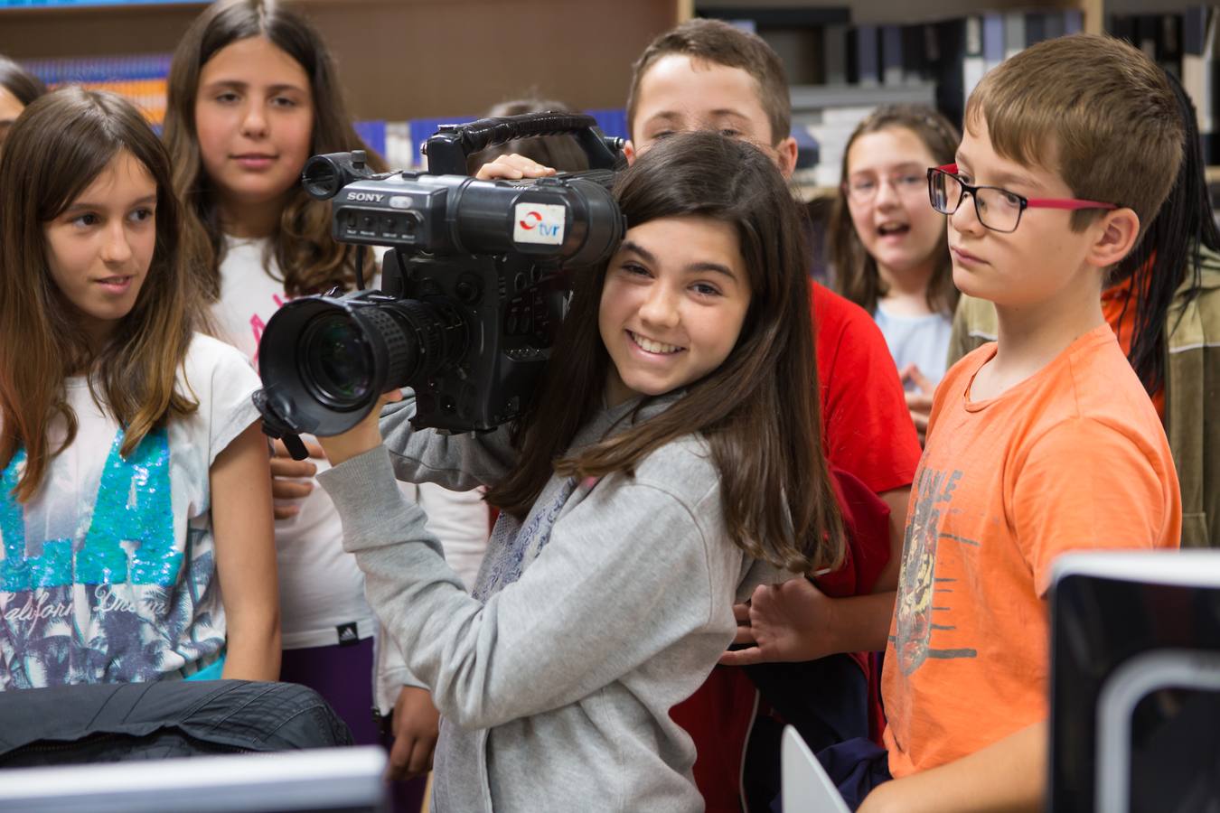 Los alumnos de 6º B del colegio Las Gaunas de Logroño visitan la multimedia de Diario LA RIOJA