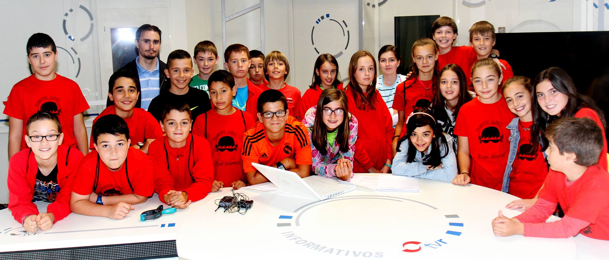 Los alumnos de 6 º C del Colegio Las Gaunas de Logroño visitan la multimedia de Diario LA RIOJA