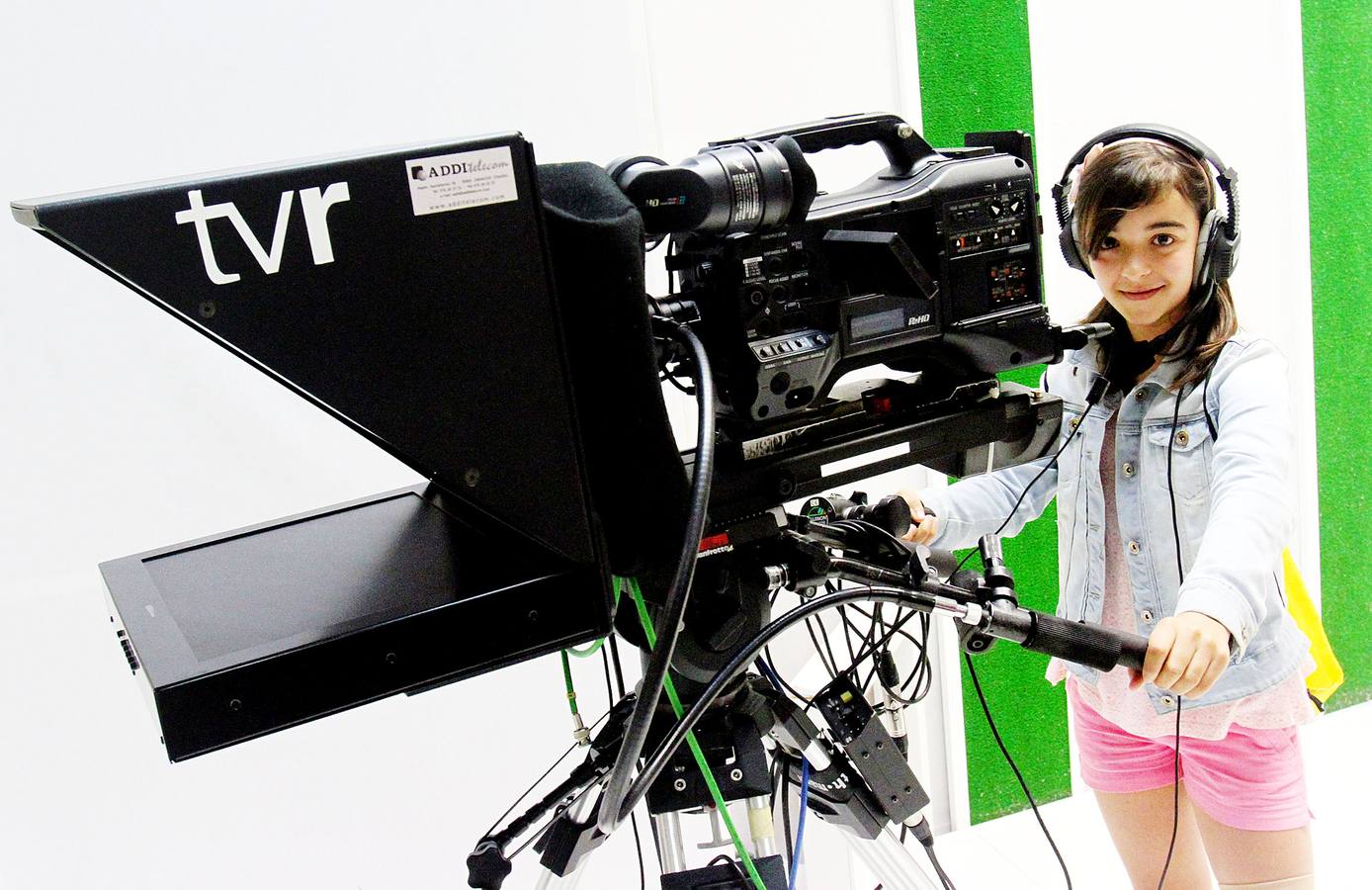 Los alumnos de 6 º C del Colegio Las Gaunas de Logroño visitan la multimedia de Diario LA RIOJA