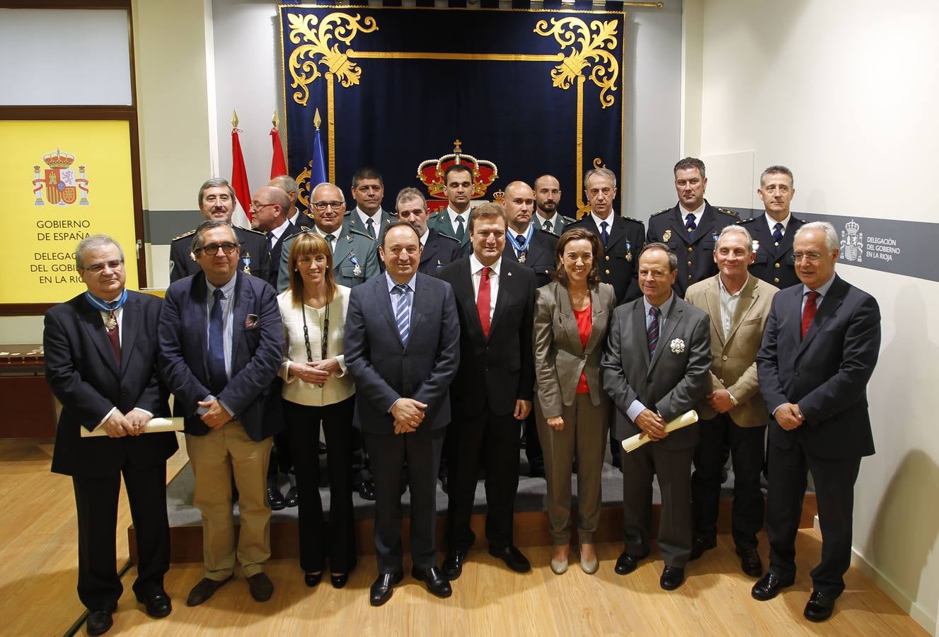 Entrega de las Encomiendas y Cruces de Oficial