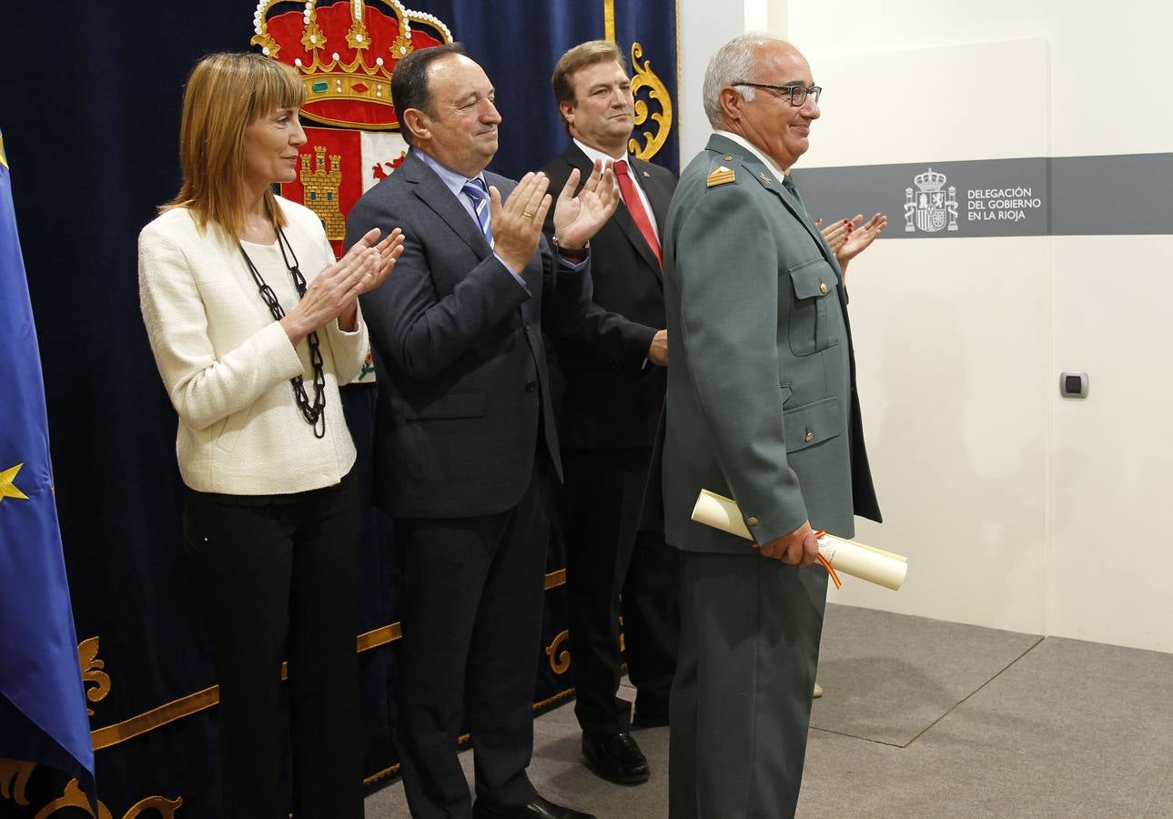 Entrega de las Encomiendas y Cruces de Oficial