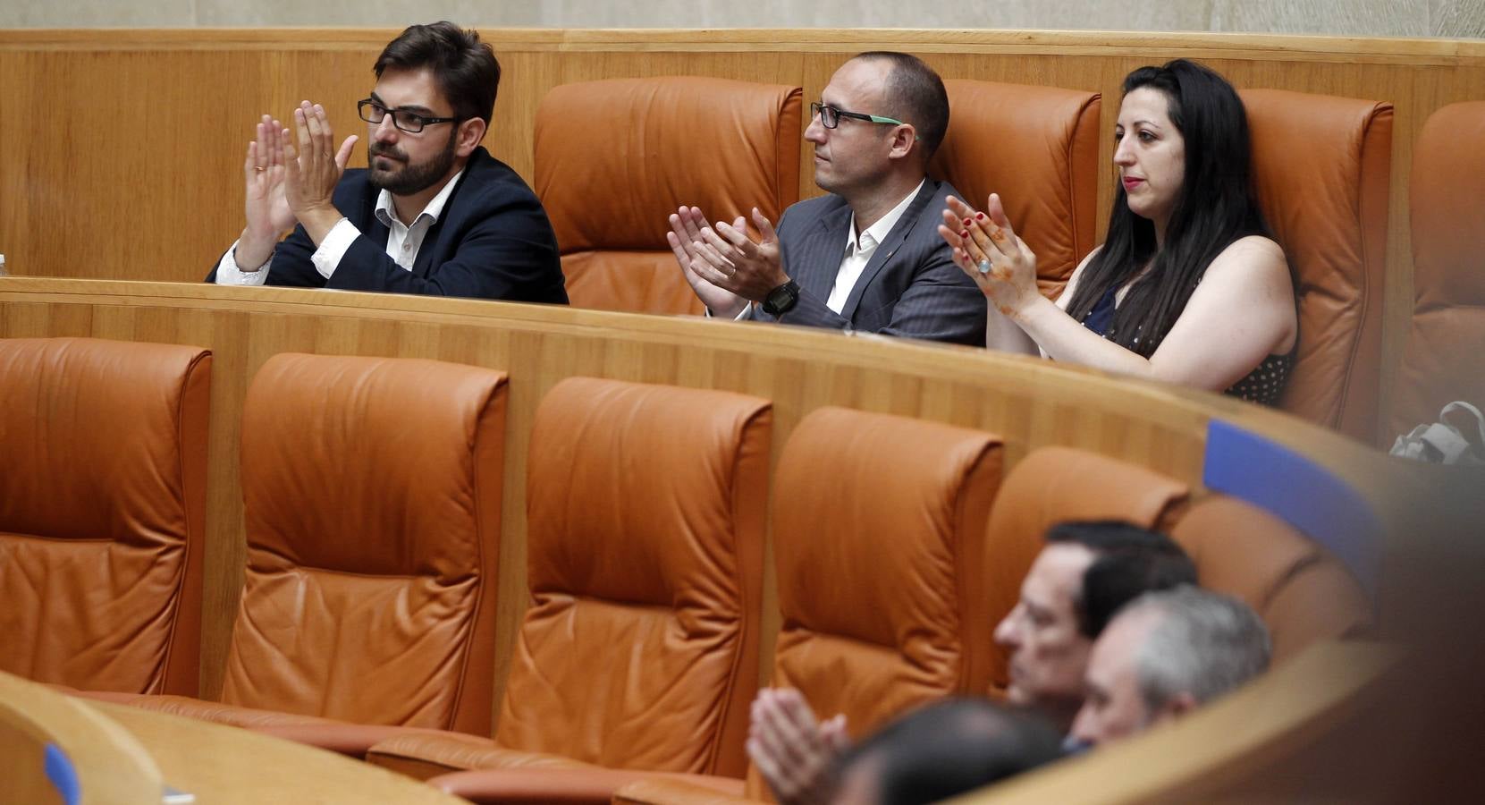 Ceniceros pierde la primera votación en el Parlamento riojano