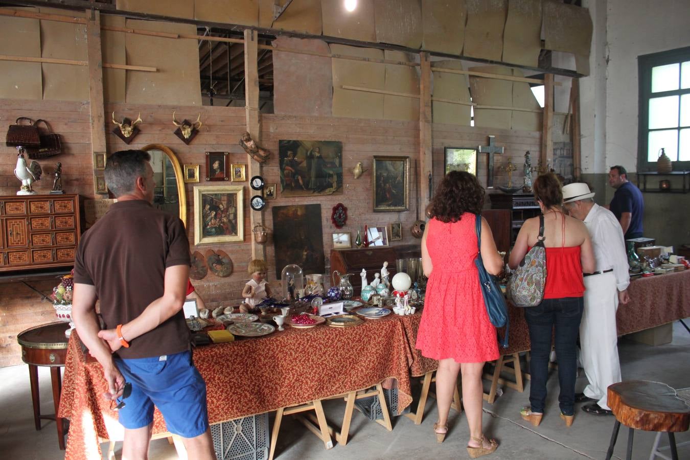 Feria de Antigüedades de Munilla