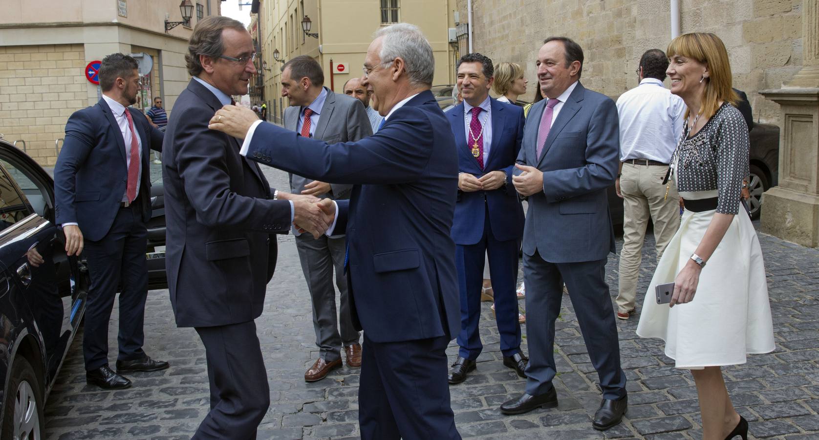 Un día histórico en el Parlamento riojano (II)