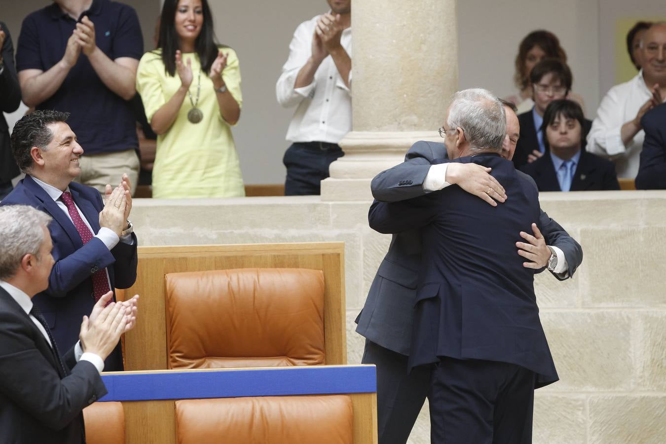 Pedro Sanz es elegido senador