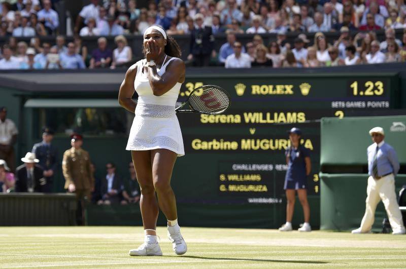 Las mejores imágenes de la histórica final entre Muguruza y Serena