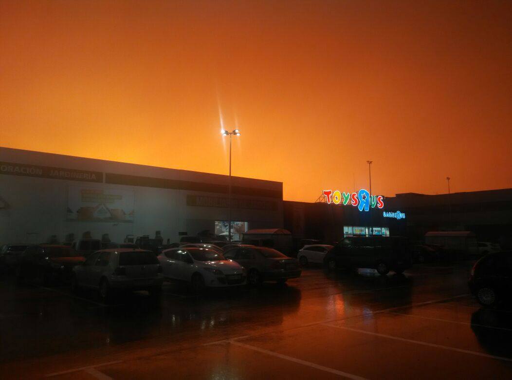 El cielo logroñés, sobre las 21.30