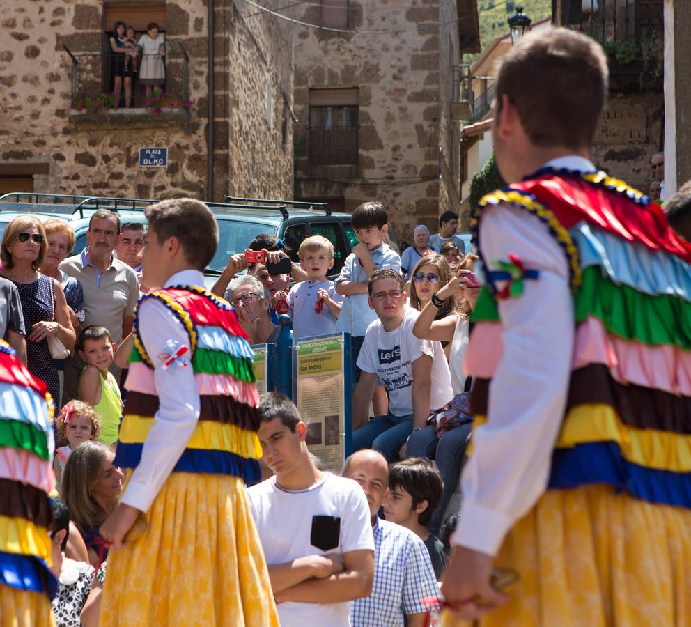 Los danzadores, héroes infantiles