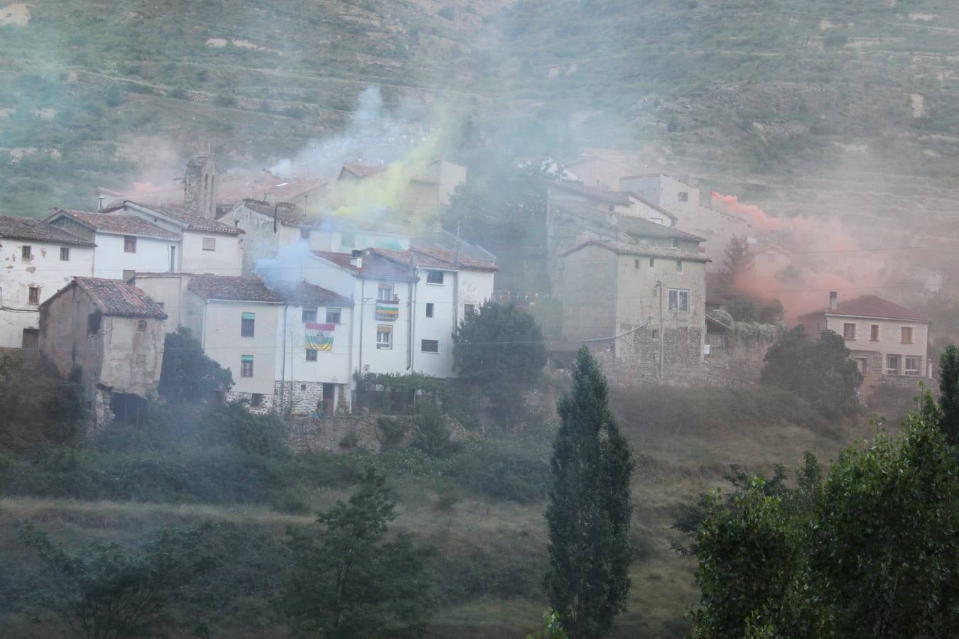 Fiesta del humo en Peroblasco