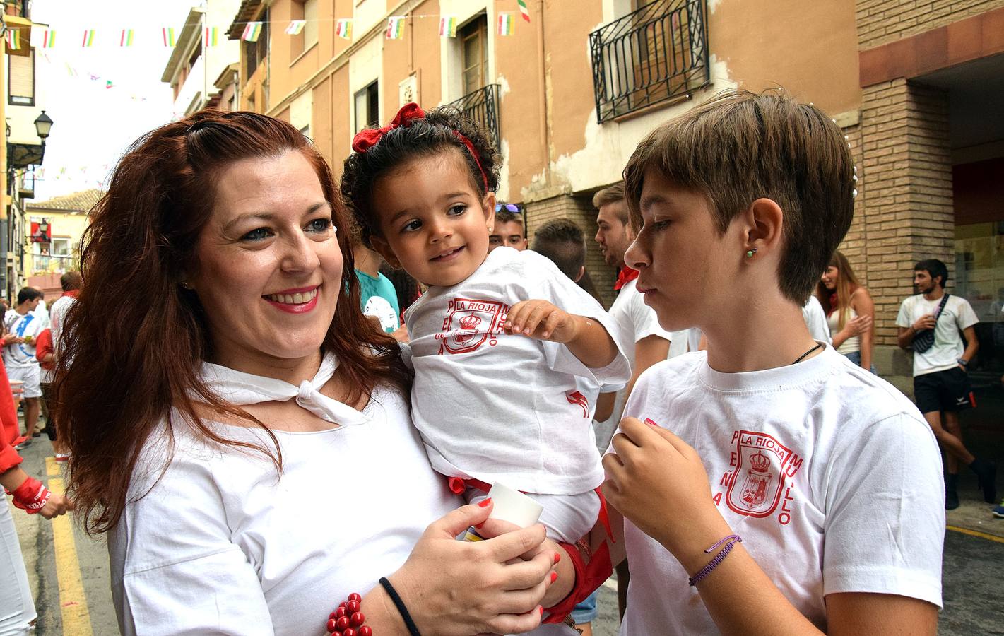 El cohete da inicio a las fiestas de Murillo