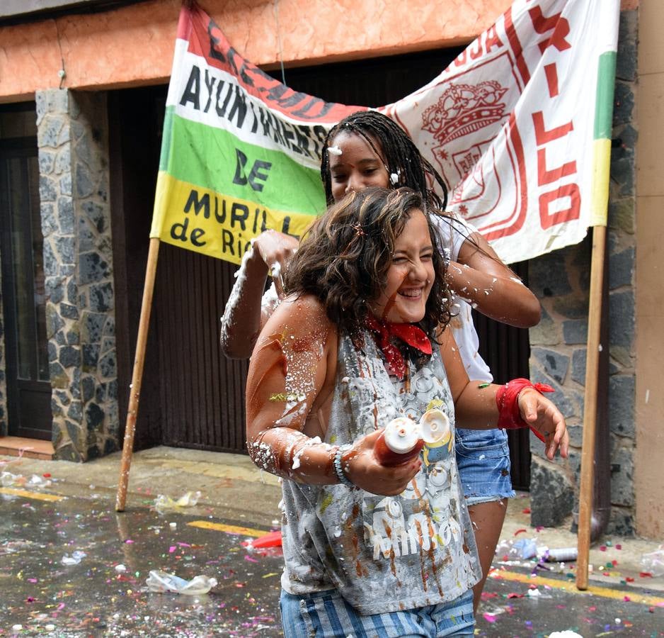 El cohete da inicio a las fiestas de Murillo