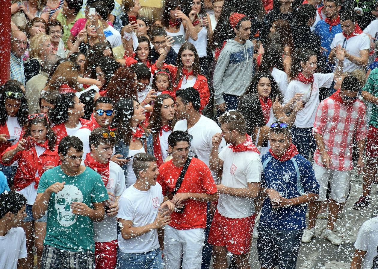 El cohete da inicio a las fiestas de Murillo