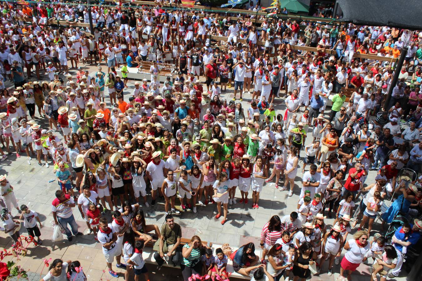 Chupinazo festivo en Rincón de Soto