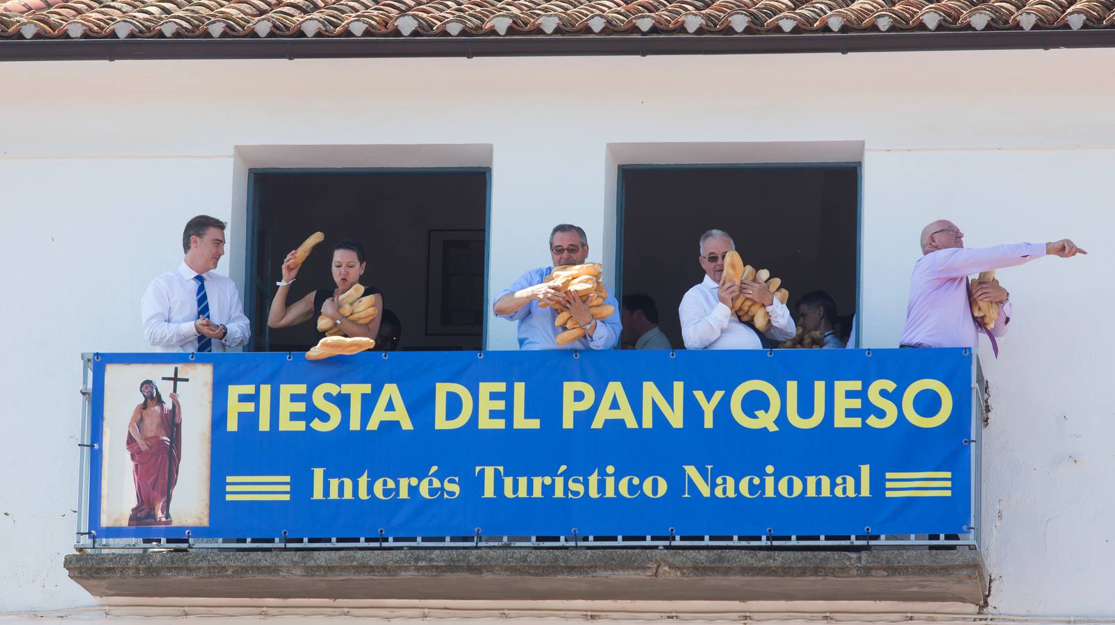 Quel cumple con el pan y el queso (II)