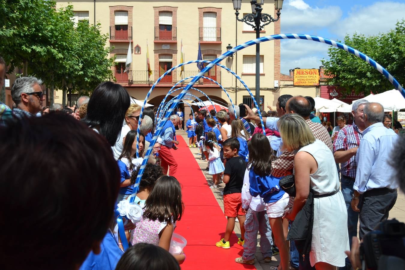 Proclamación de los Soperos y fiesta del Vino chorizo y pan en Badarán