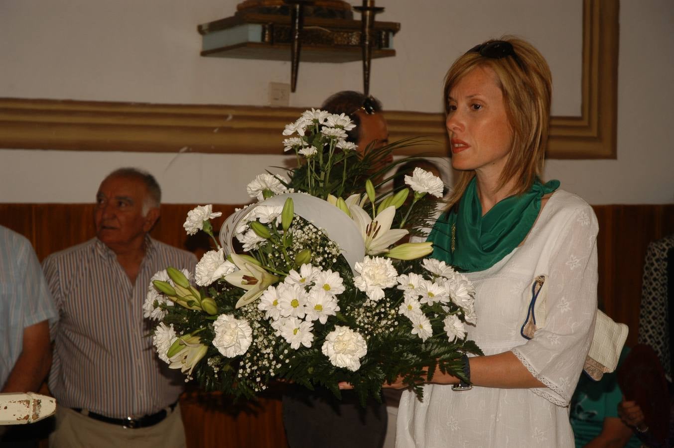 Procesión y ofrenda de flores en honor a la Virgen del Rosario y San Vicente Ferrer en Valverde