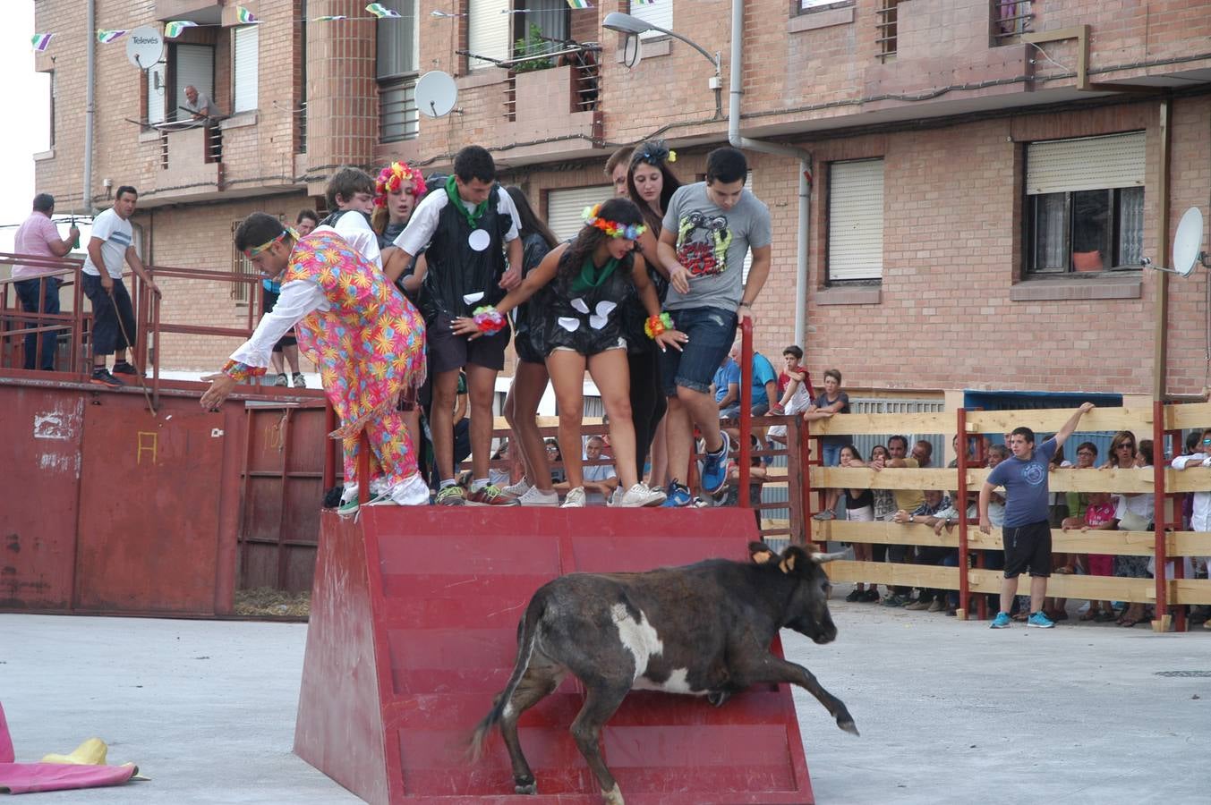 El Día de las Peñas puso fin ayer a las fiestas de Valverde