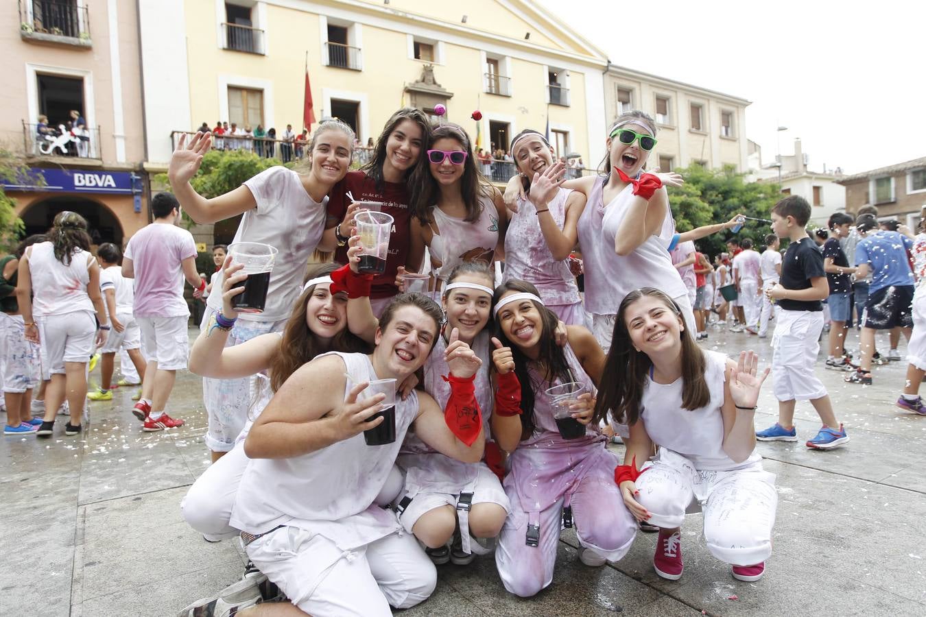 El chupinazo desata la fiesta en Alfaro