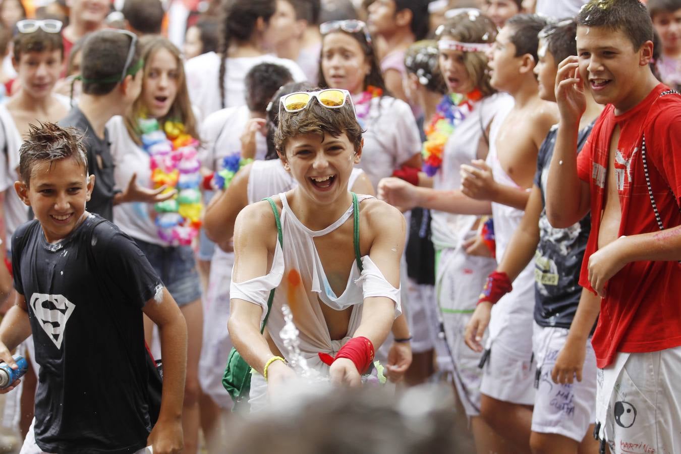 El chupinazo desata la fiesta en Alfaro