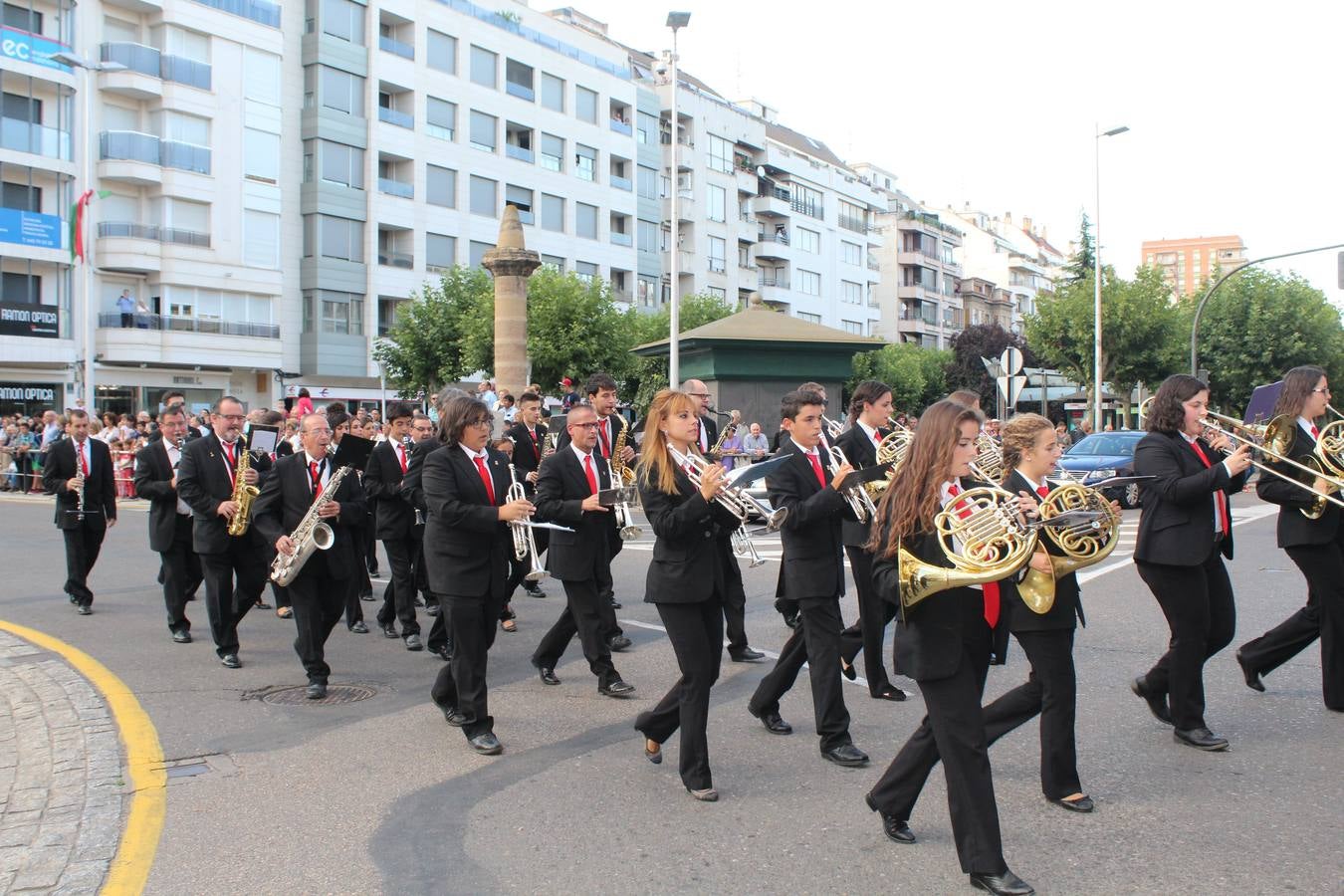 Calahorra corona a su reina