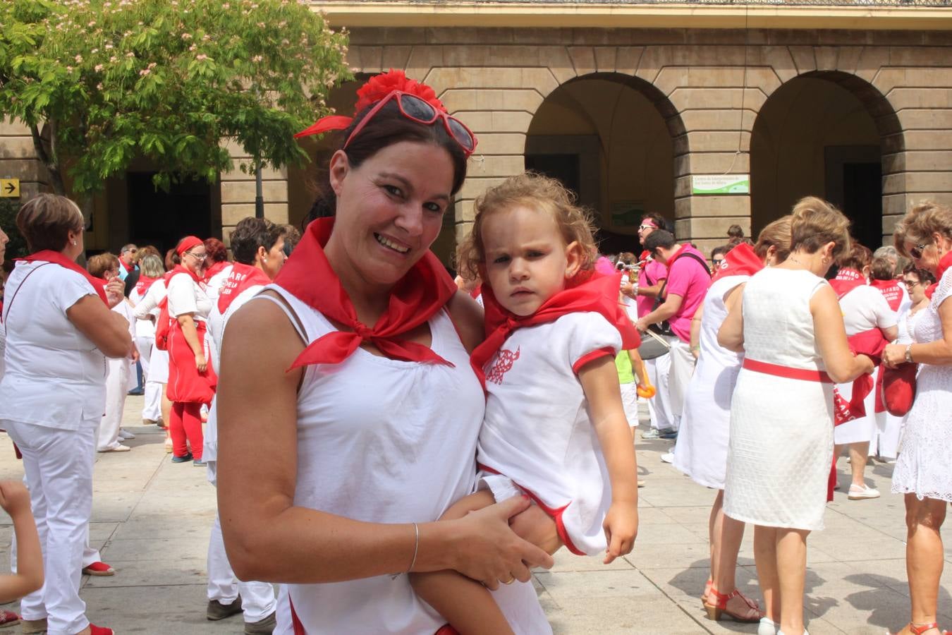 Alfaro dedica la jornada a las mujeres en su quinto día de fiestas