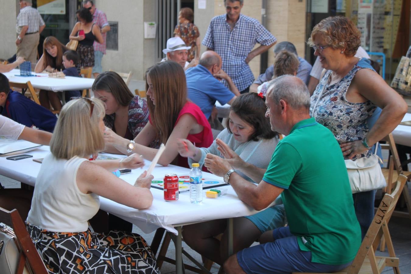 Arnedo flipa con malabares