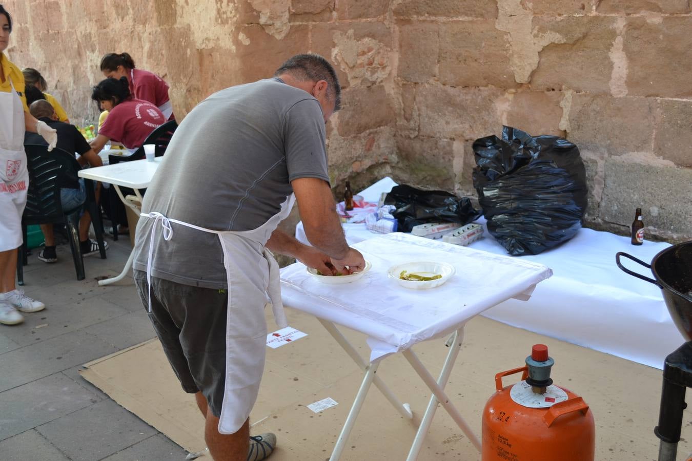 Anchoas y pimientos para Arenzana de Abajo