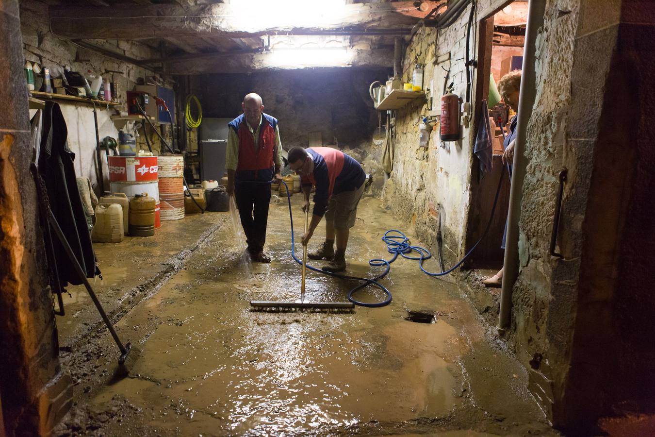 Primeras horas tras la tromba de agua de San Asensio