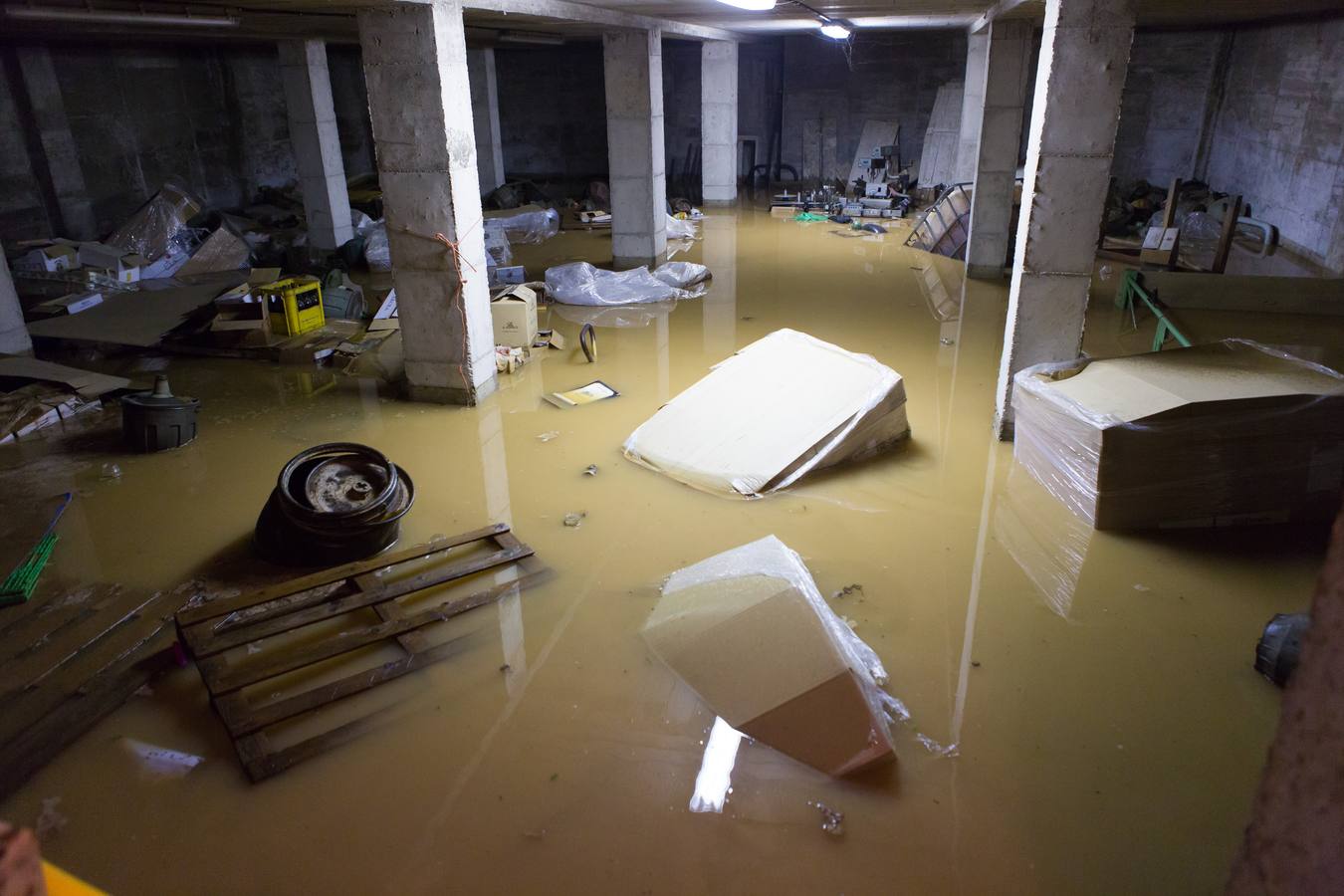 Primeras horas tras la tromba de agua de San Asensio