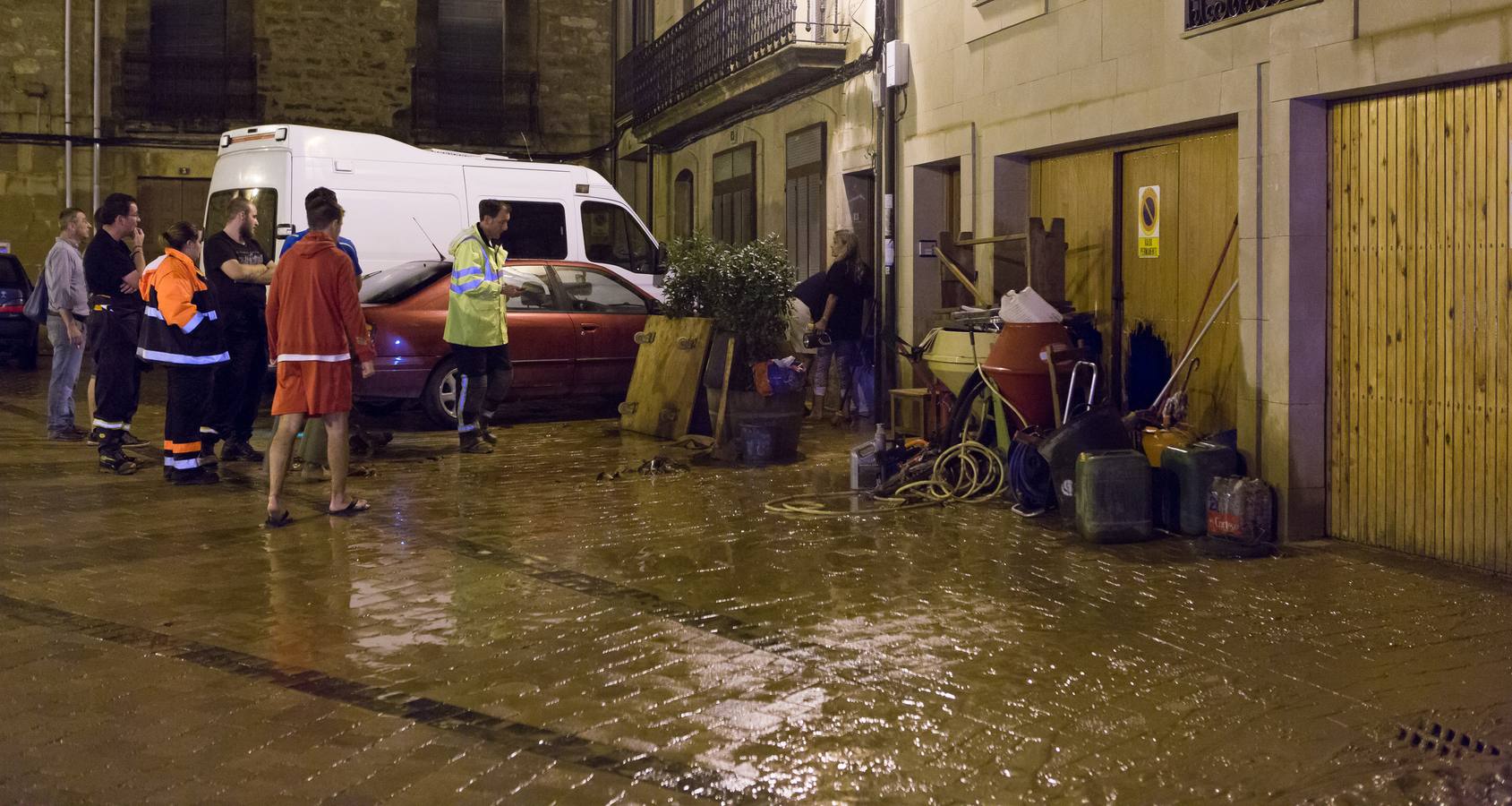 Primeras horas tras la tromba de agua de San Asensio