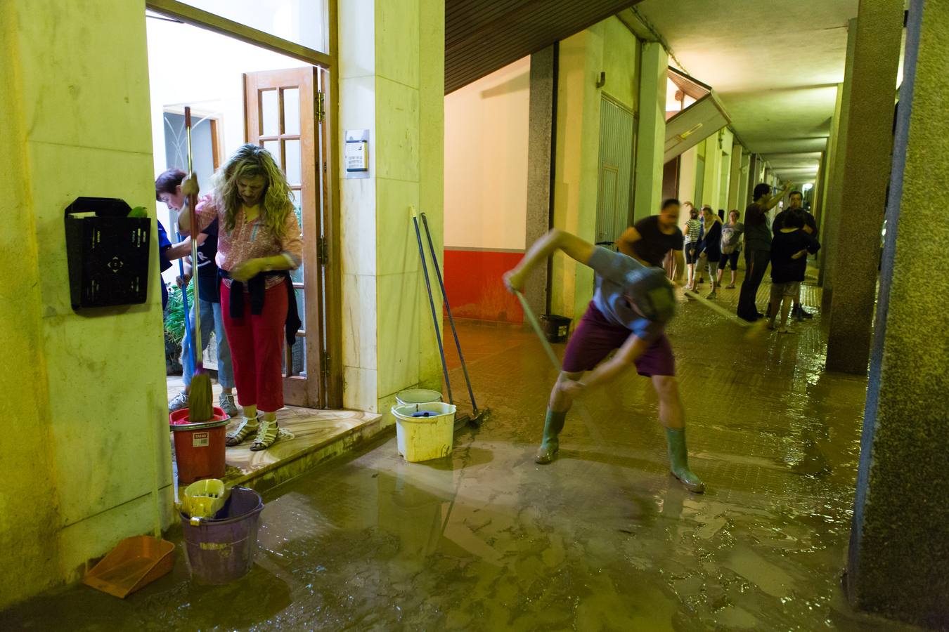 Primeras horas tras la tromba de agua de San Asensio