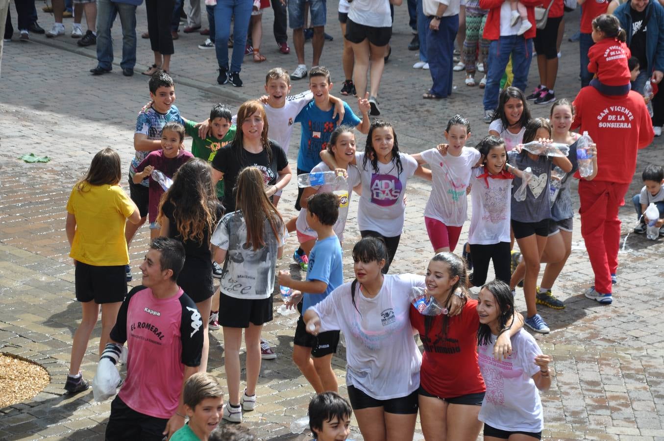 Agua para empezar las fiestas de San Vicente