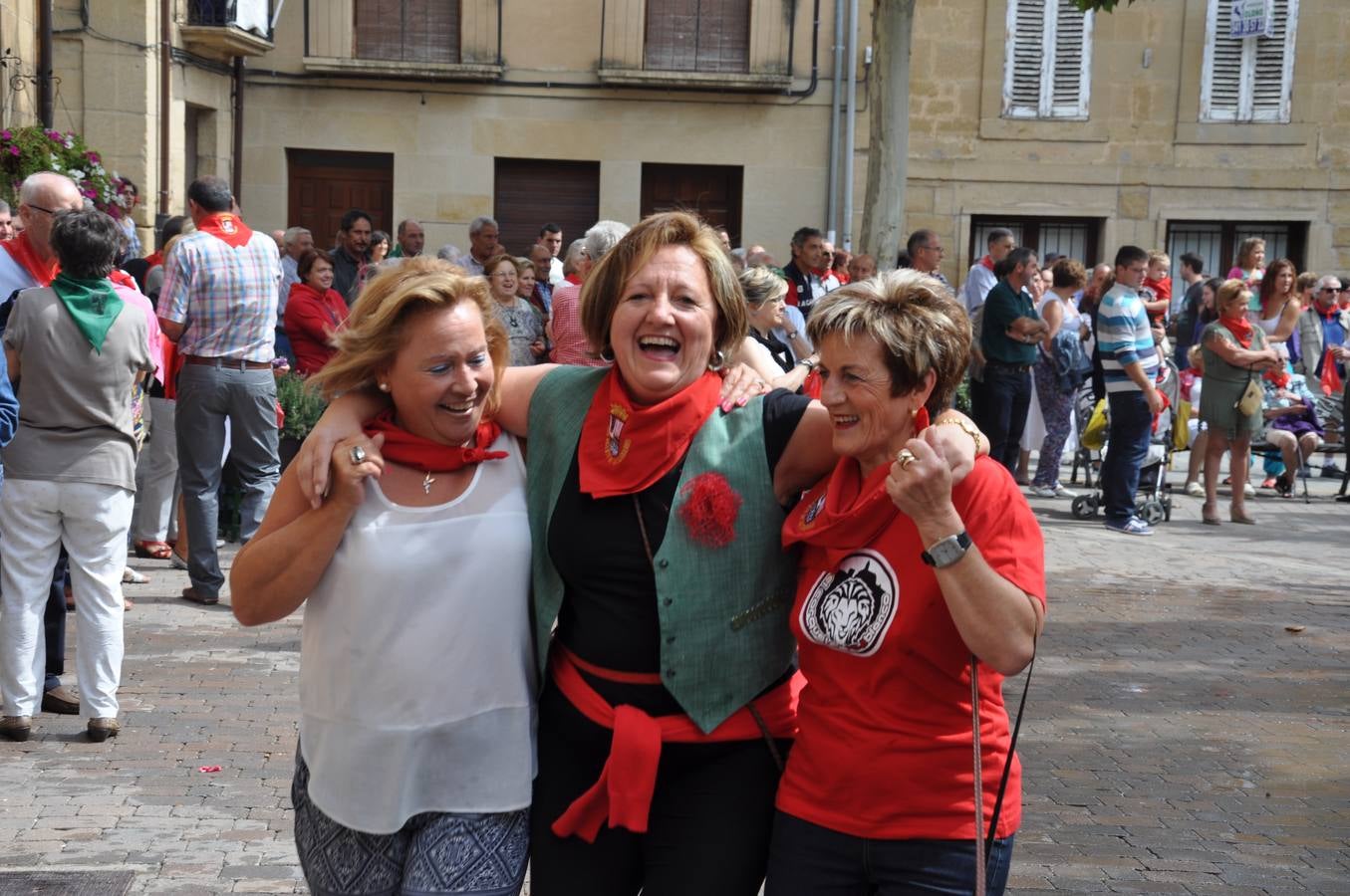 Agua para empezar las fiestas de San Vicente