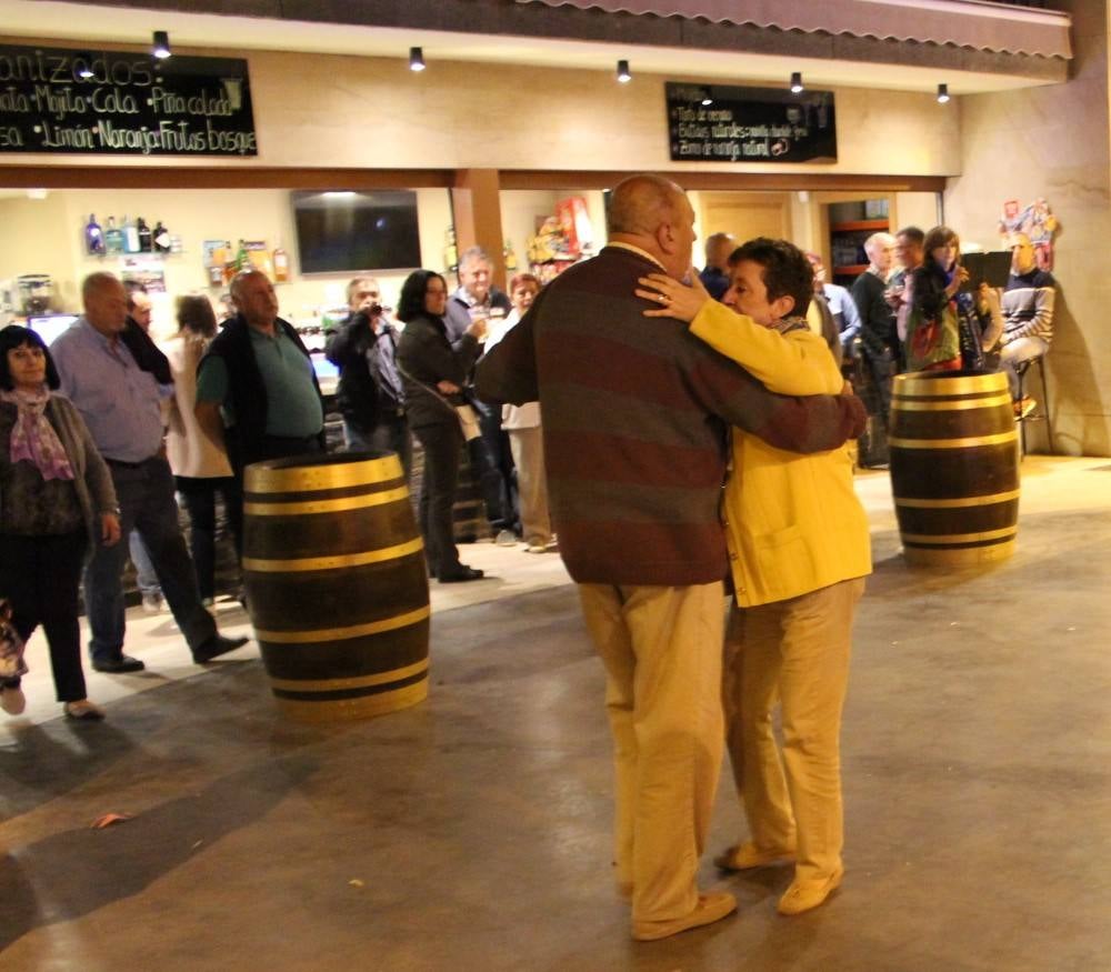 Torrecilla festeja a la Virgen de Tómalos