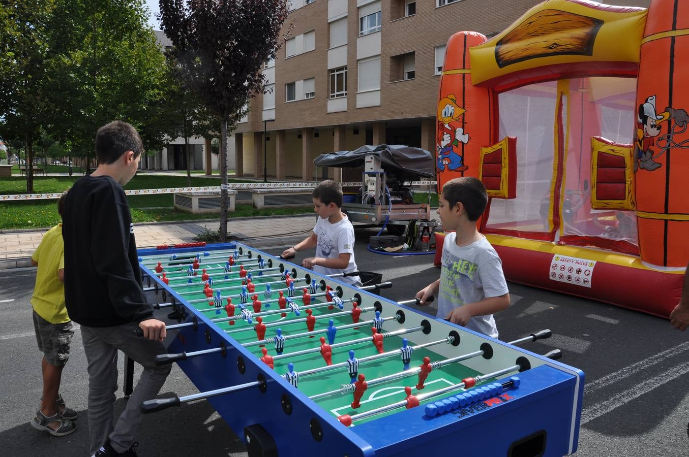 Hinchables y talleres en las fiestas de Haro