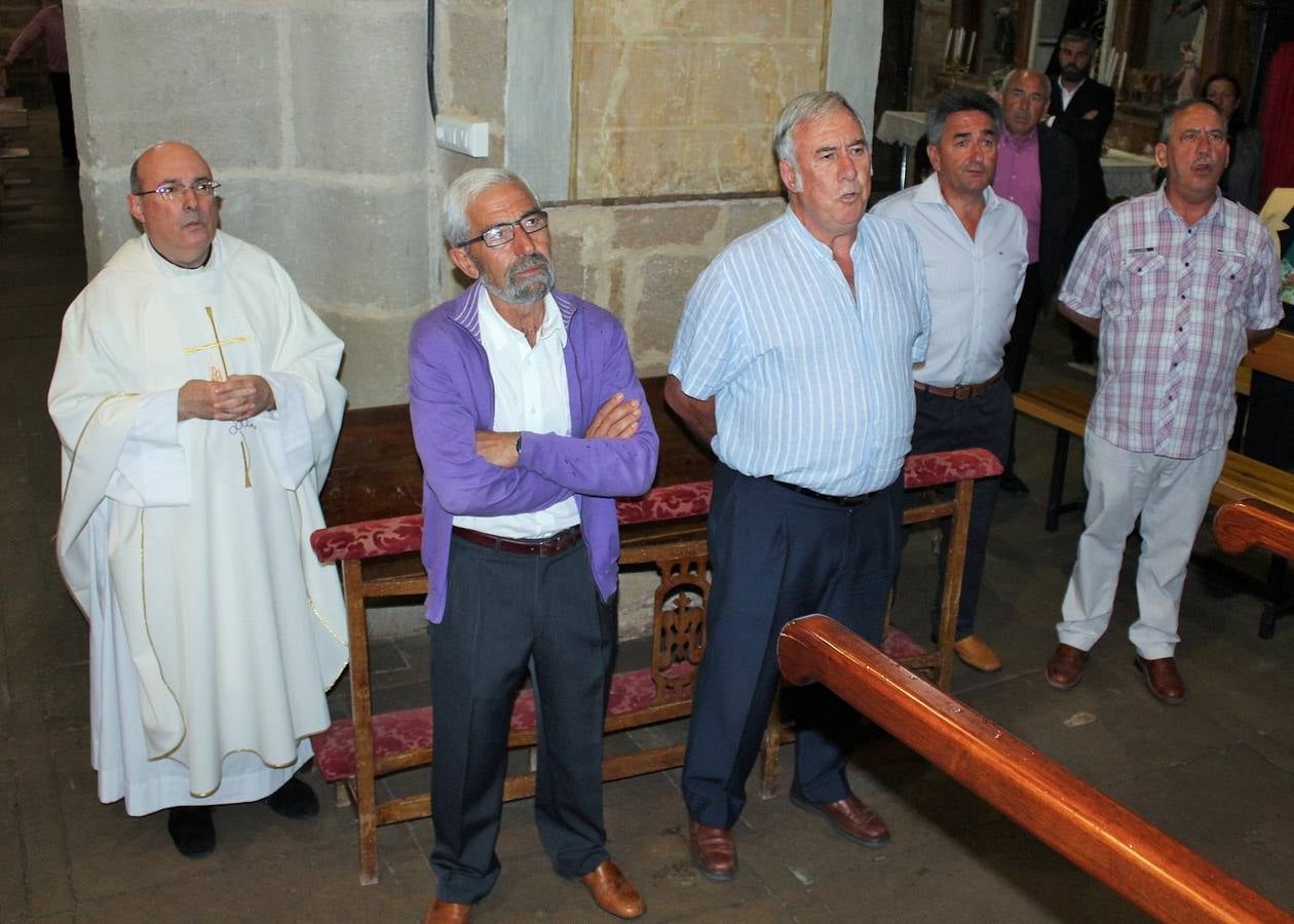 Misa y procesión en Medrano en las fiestas de la Virgen de Natividad