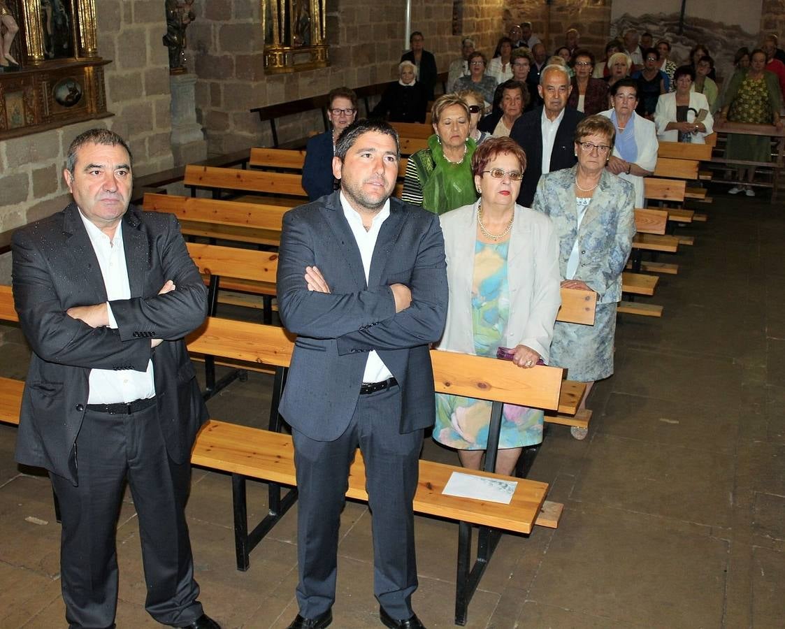 Misa y procesión en Medrano en las fiestas de la Virgen de Natividad