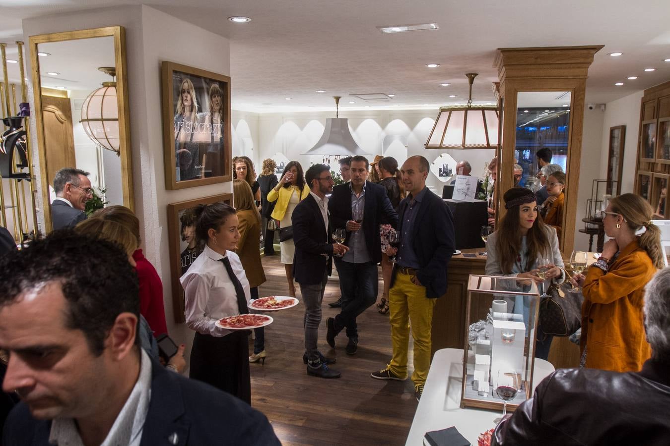 Apertura de Aristocrazy