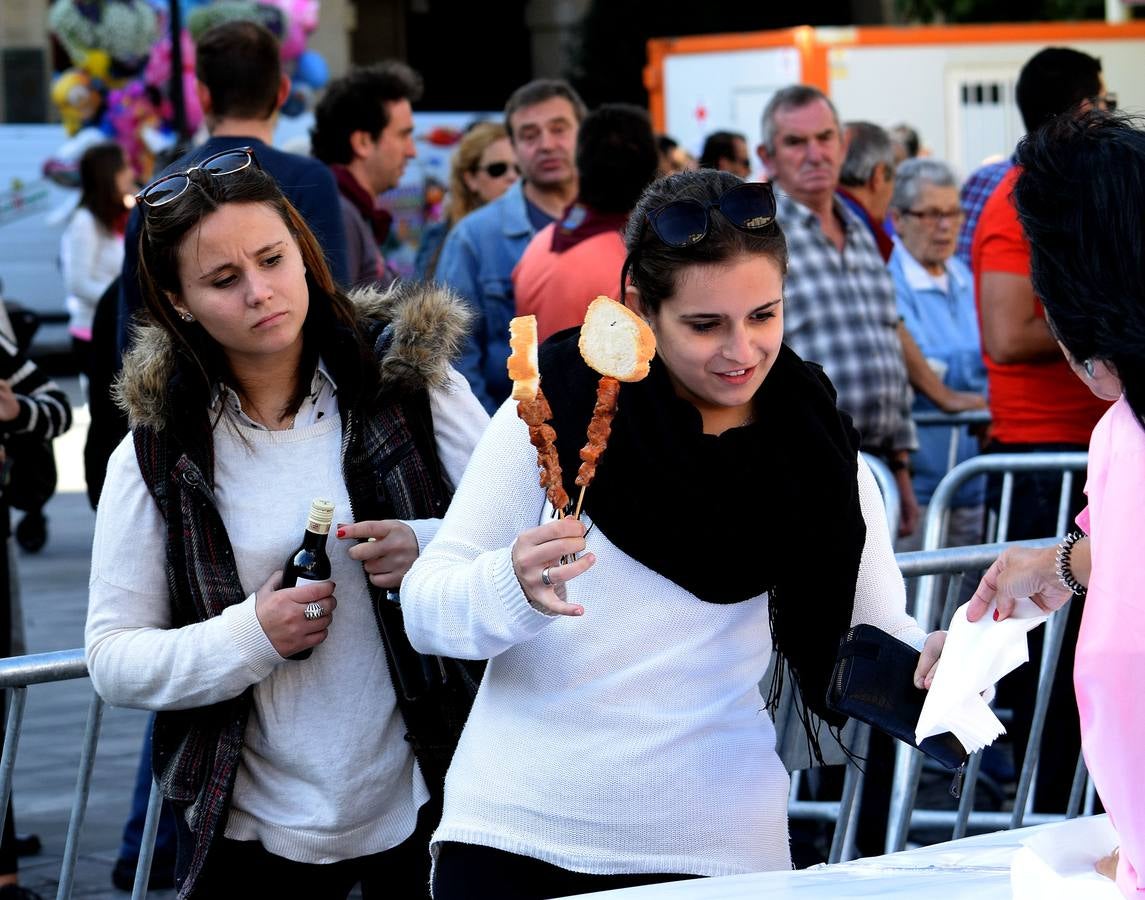 &#039;Pinchando&#039; en la Plaza del Mercado