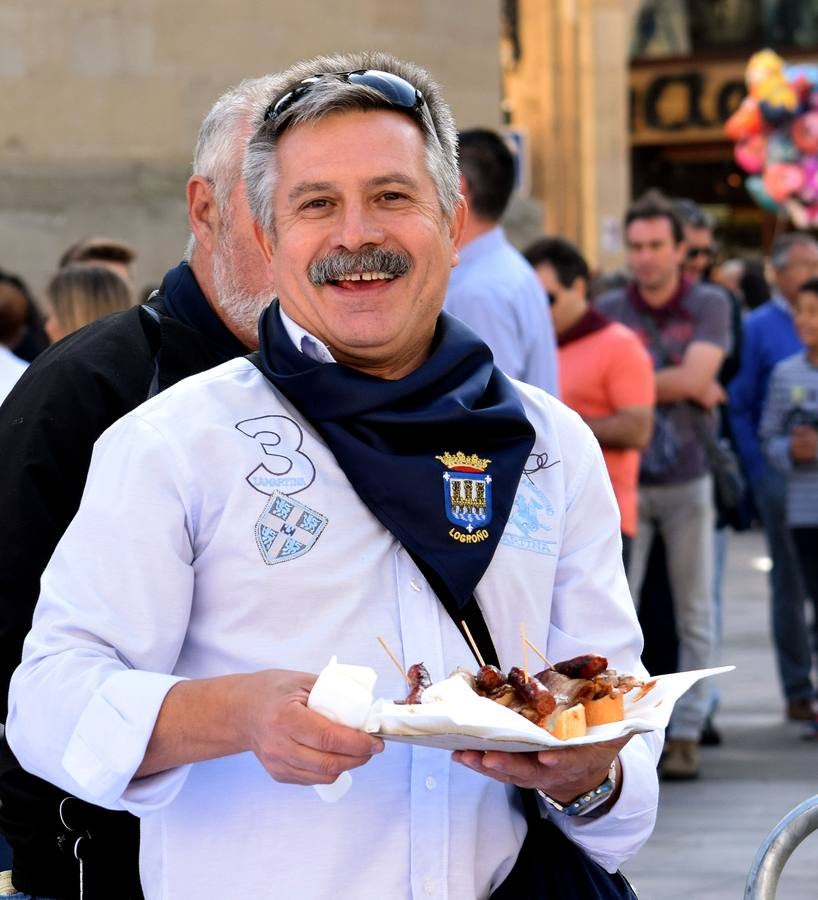 &#039;Pinchando&#039; en la Plaza del Mercado