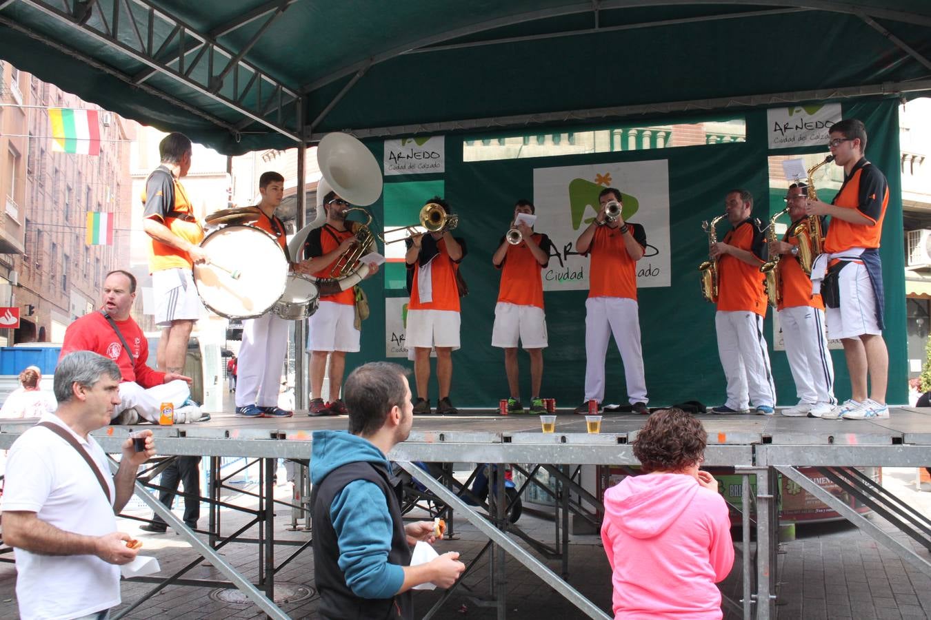 Encierro, Gorgorito, degustaciones...en el cuarto día de fiestas de Arnedo